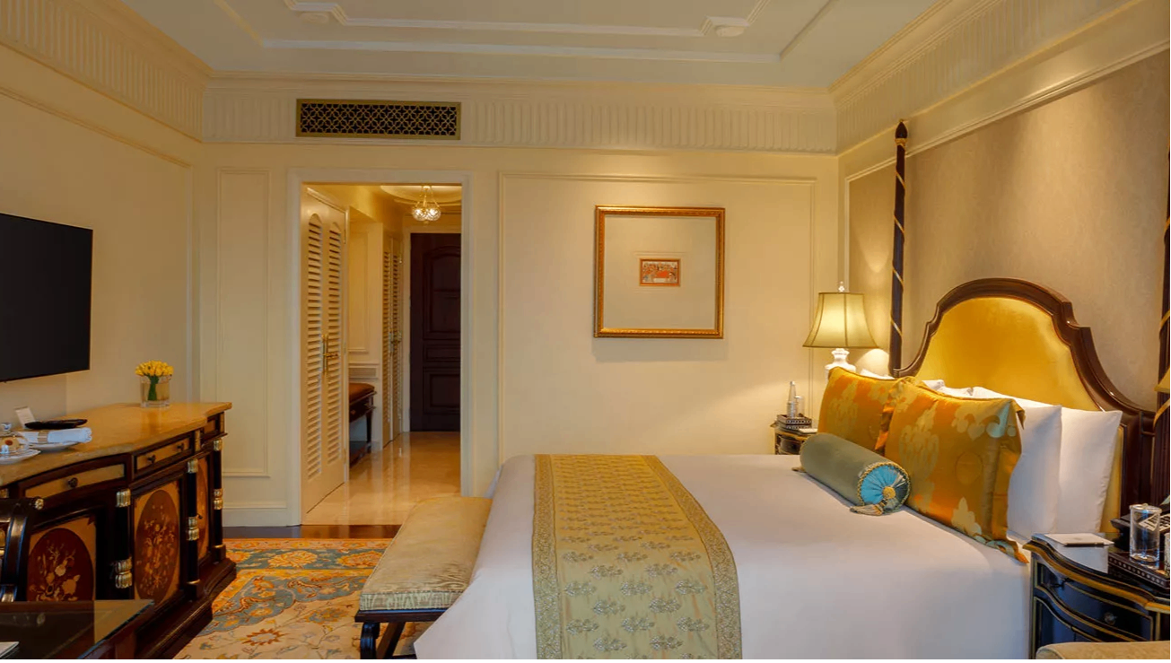 Premiere Room