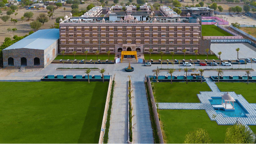 Maharaja Lawn