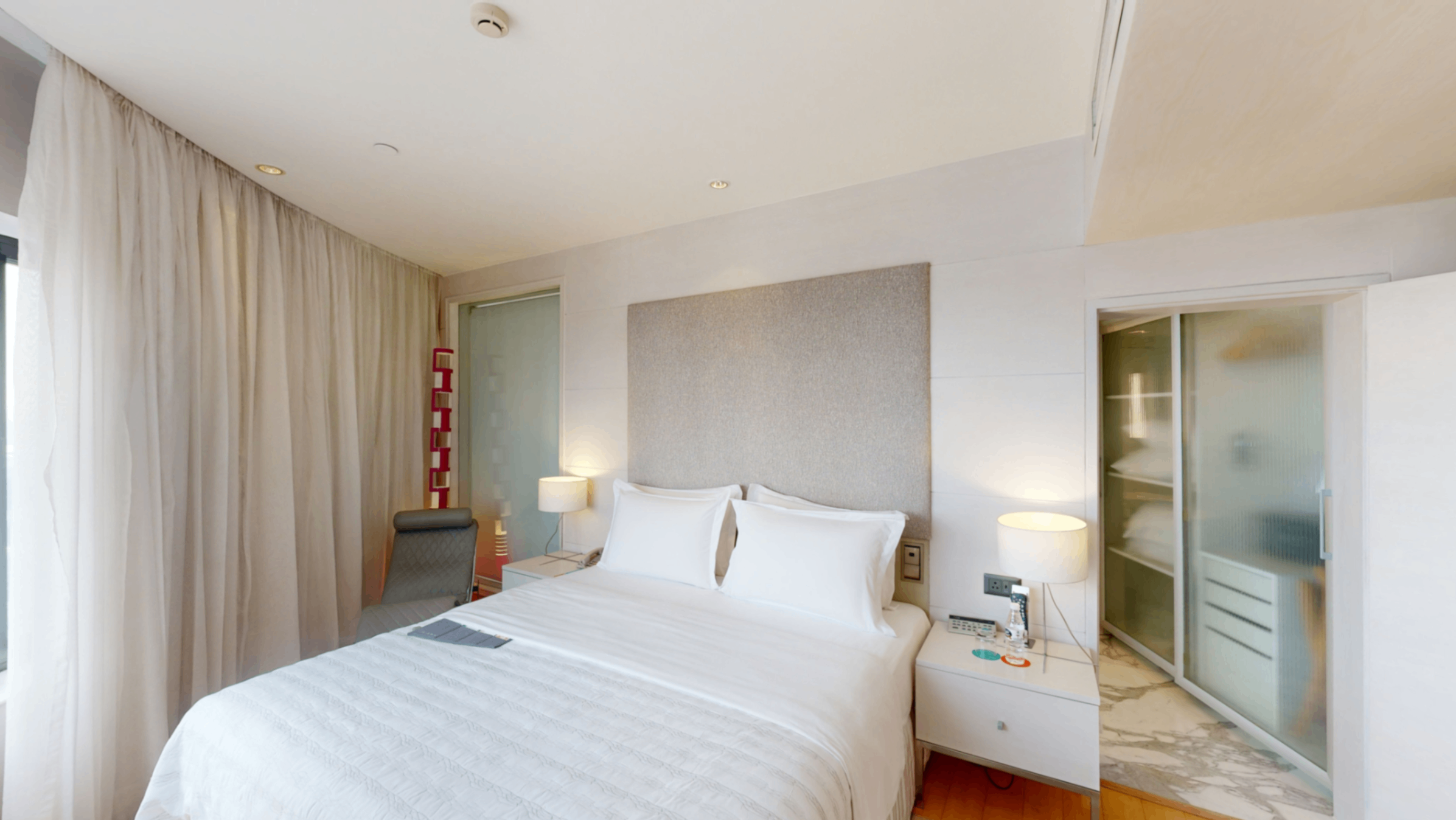 Executive Suite ( Ivory Theme )