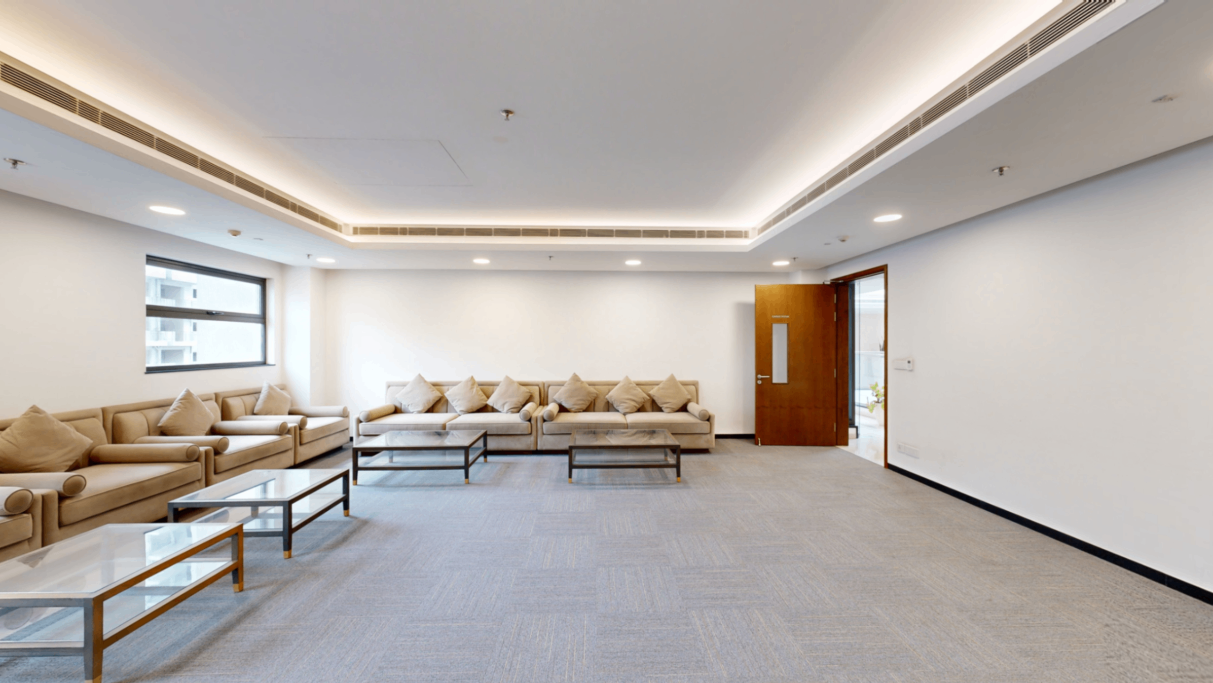 Hall 4