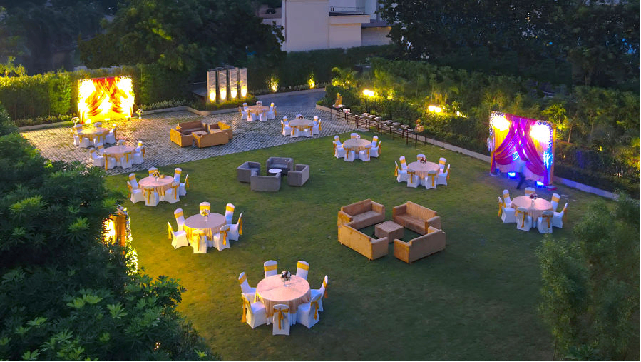 Royale Garden