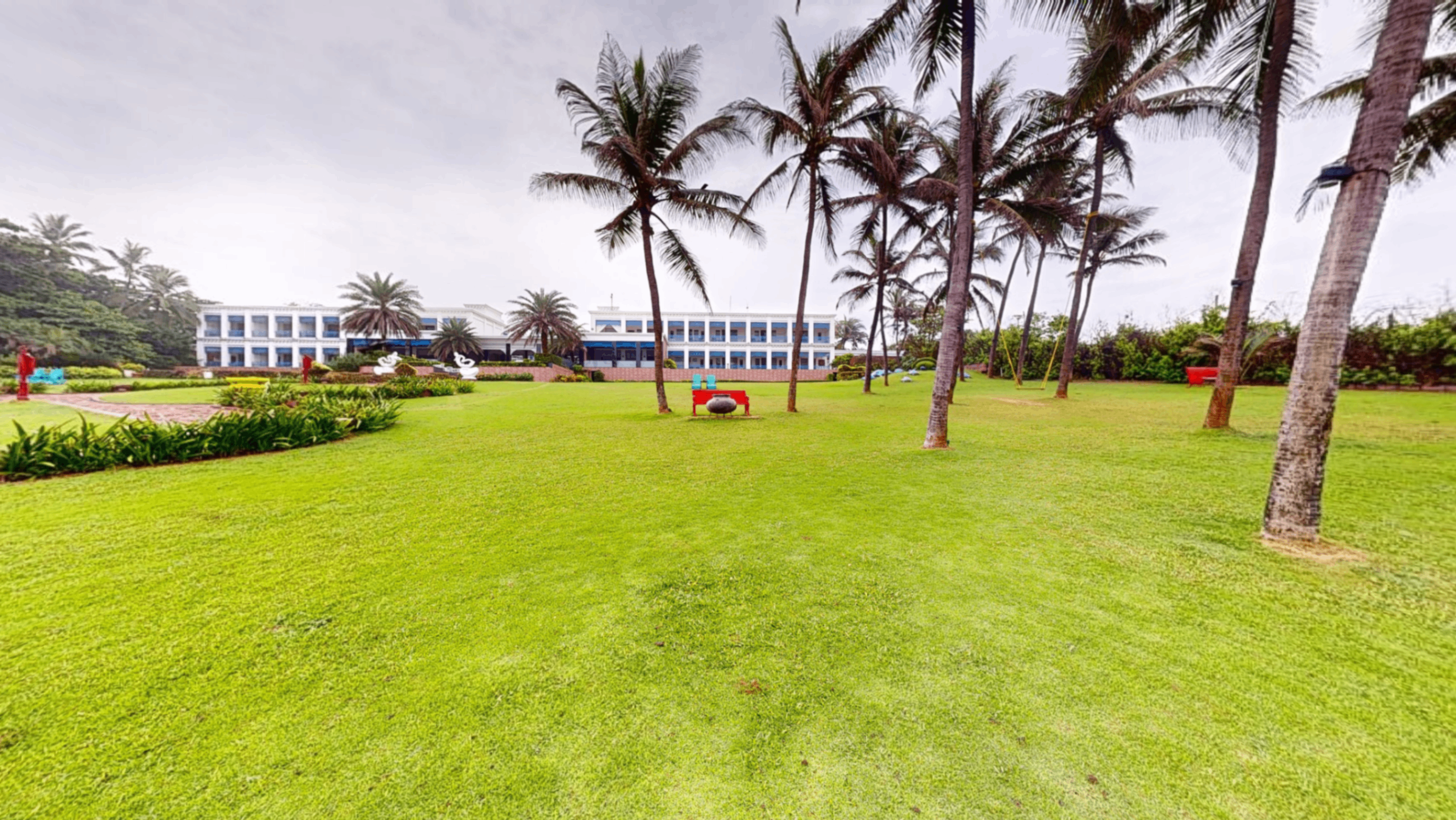 Beach Lawn