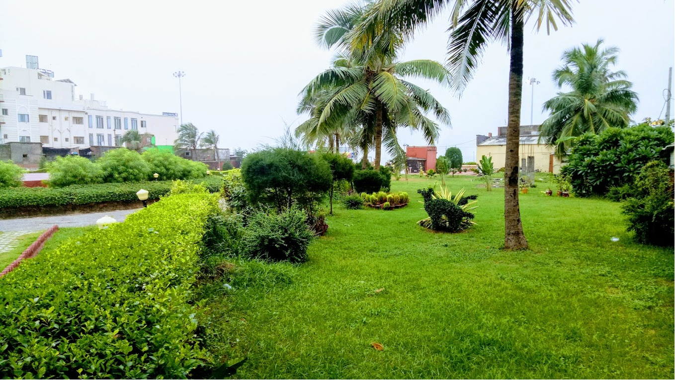 Convention lawns	