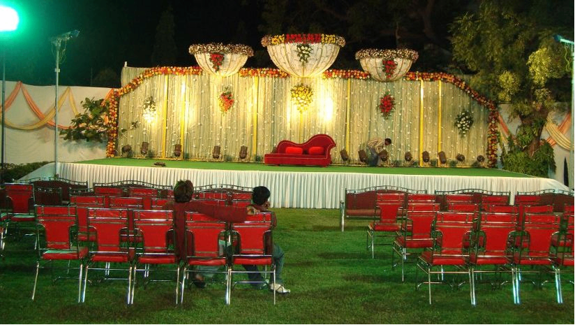 VITS LAWN