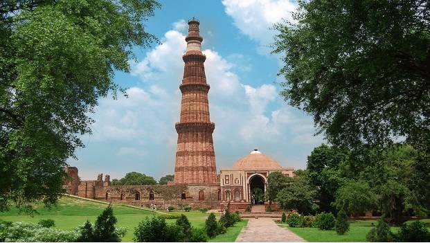  Qutab Minar