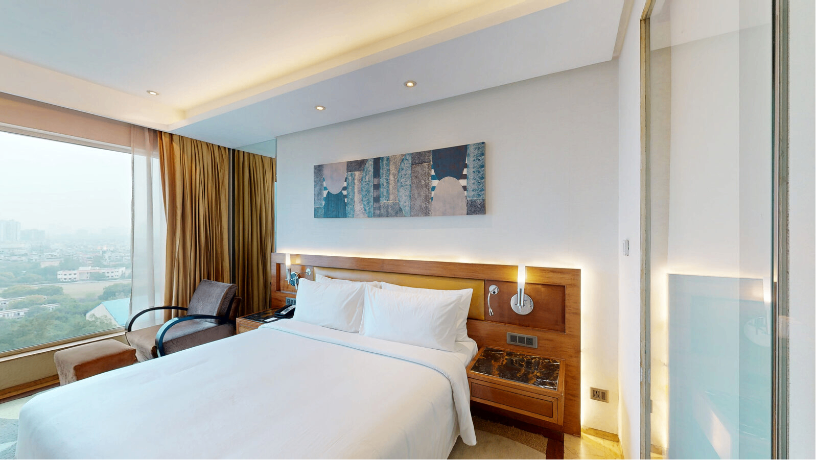 Superior King Room
