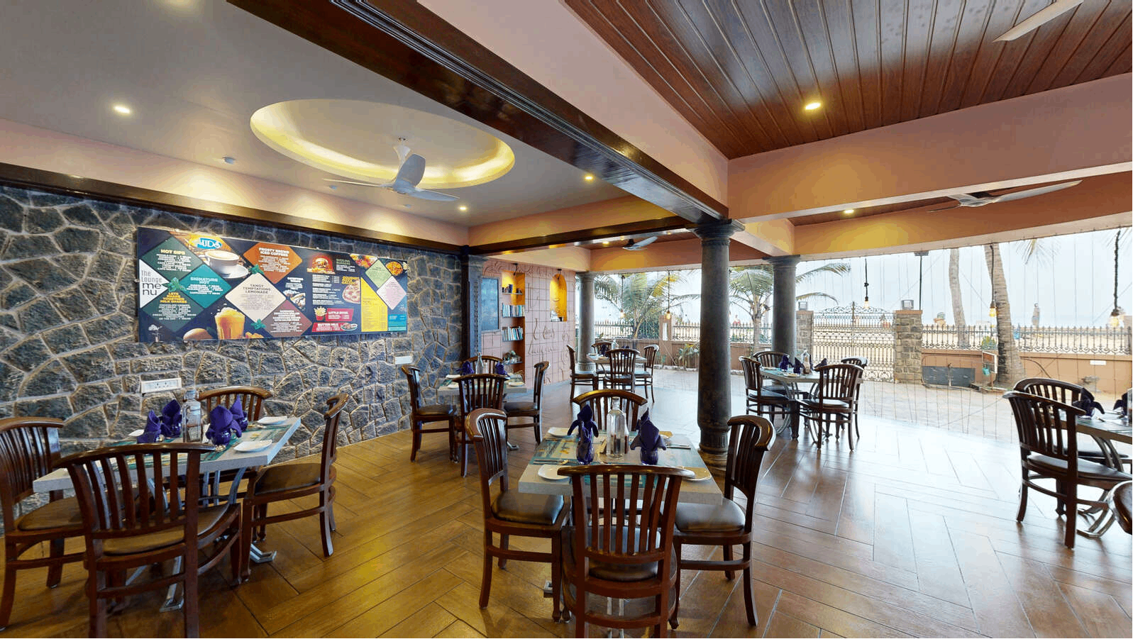 Lounge Bar