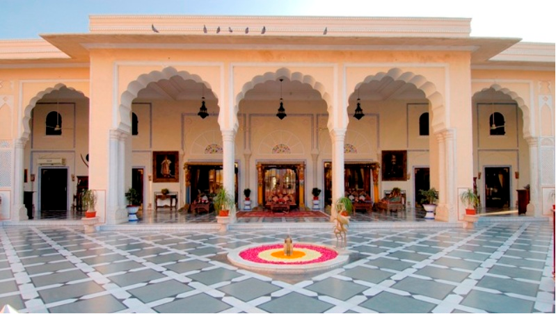 Diwan-E-Aam