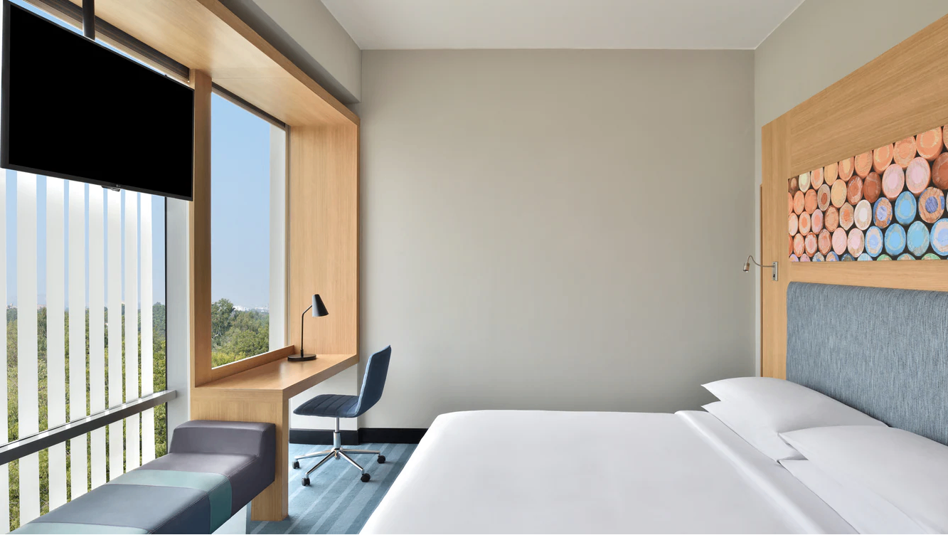 ALOFT ROOM, CONCIERGE LEVEL, GUEST ROOM, 1 KING, HIGH FLOOR