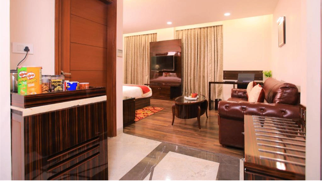 Premium Accessible King Bed Studio Suite