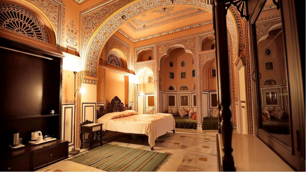 Deluxe River Facing Room