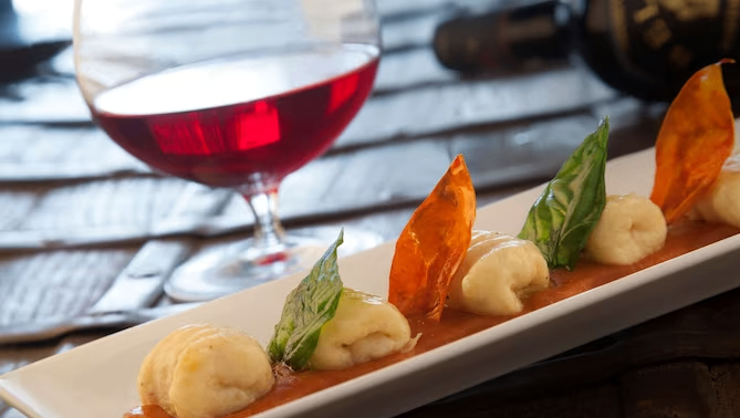 Skye - The Lounge Bar