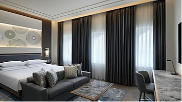 Royal Prestige Suite