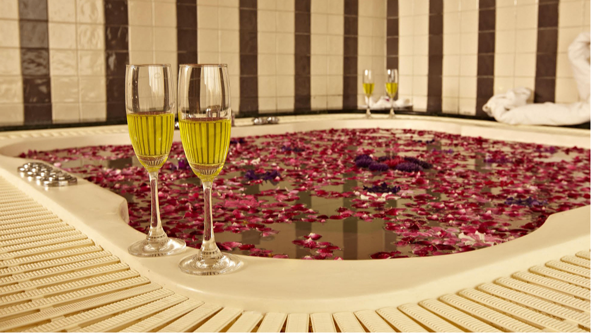 Sauna, Steam Bath & Jacuzzi