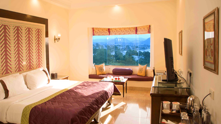 Deluxe Room Lake View