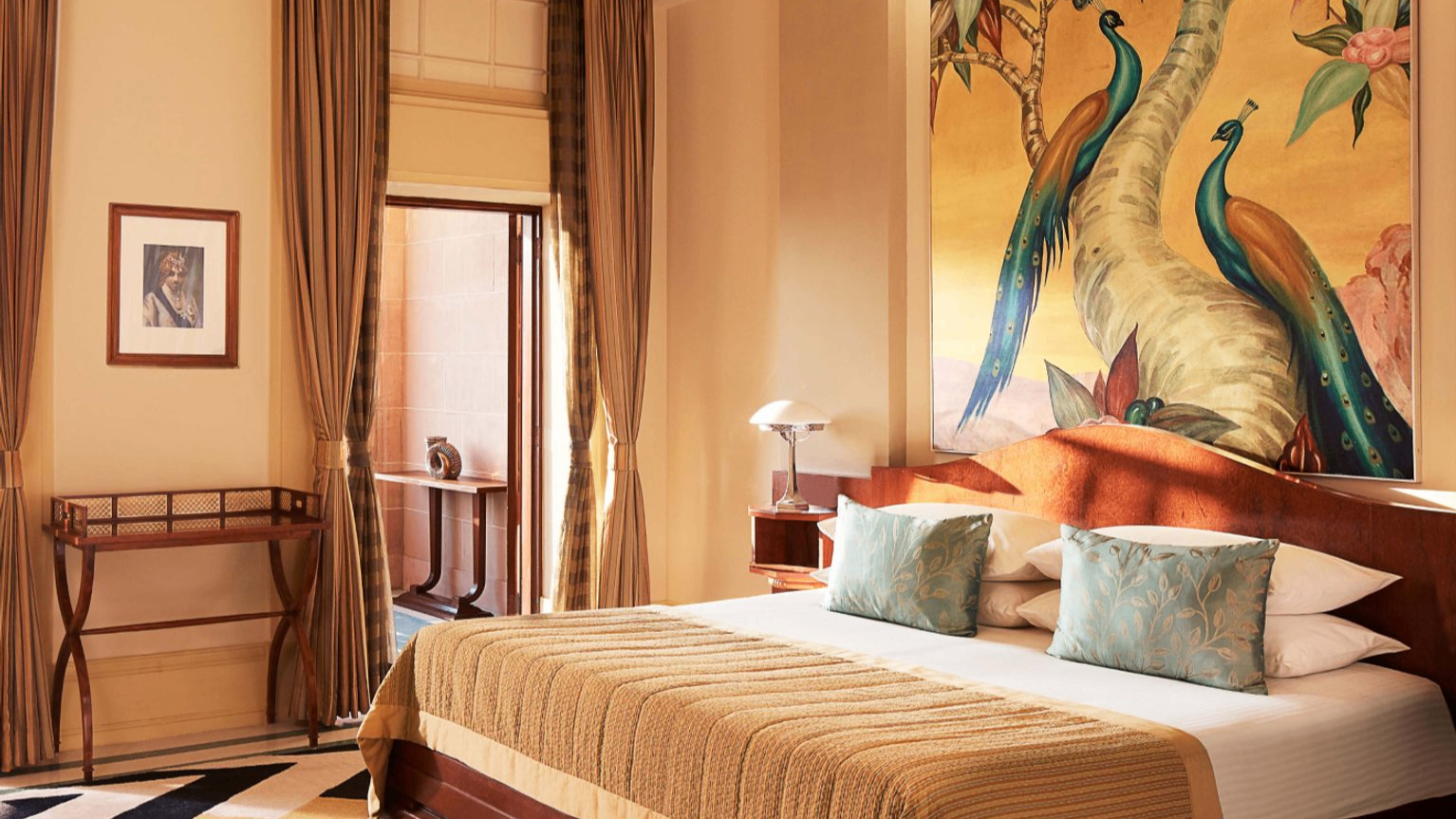 ROYAL 1 BEDROOM SUITE