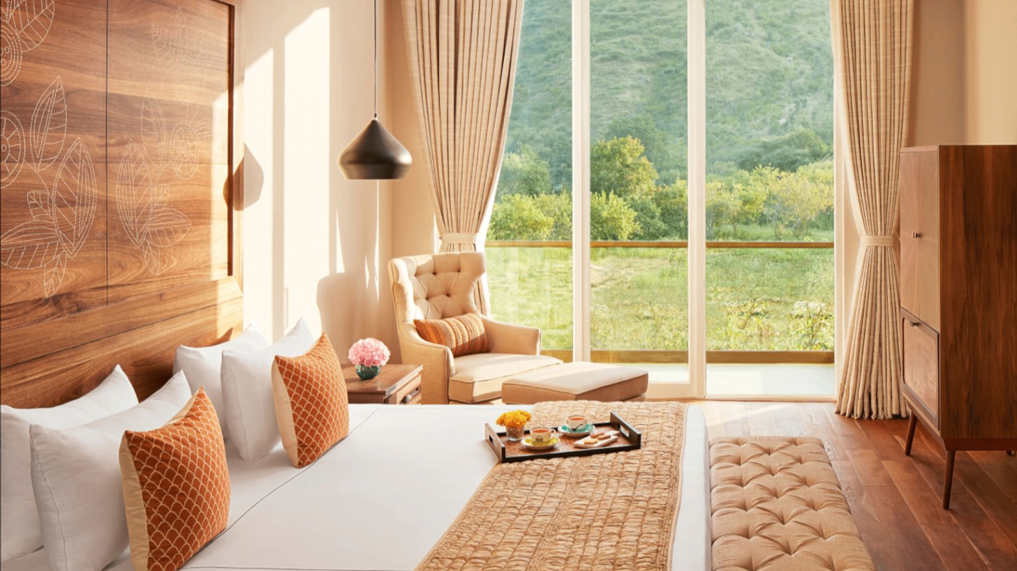 DELUXE HILL VIEW ROOM WITH BALCONY