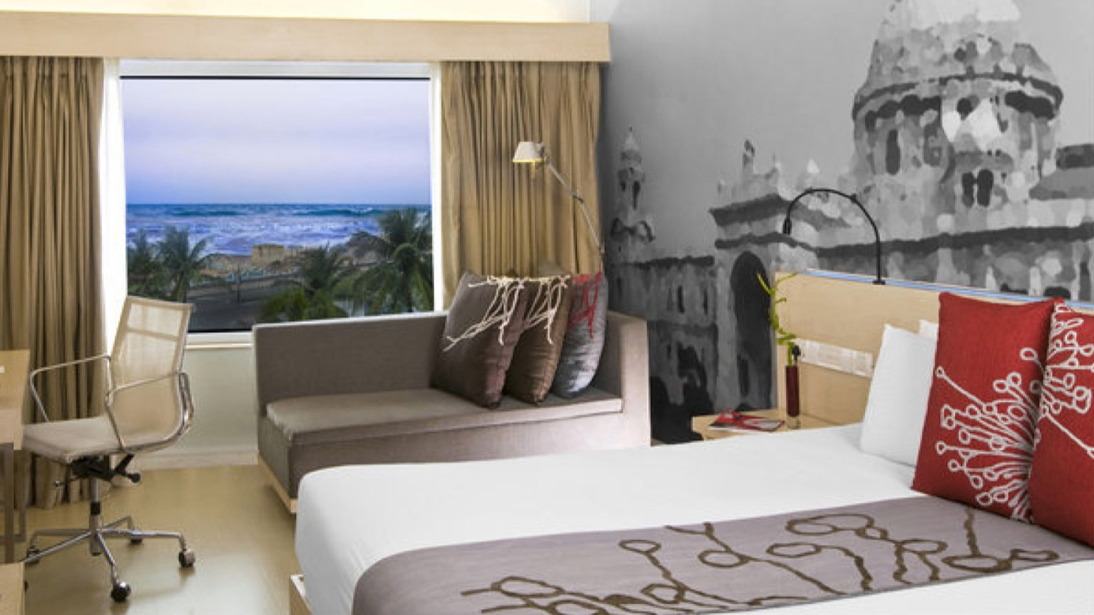 Executive Room Partial Sea View Queen Bed