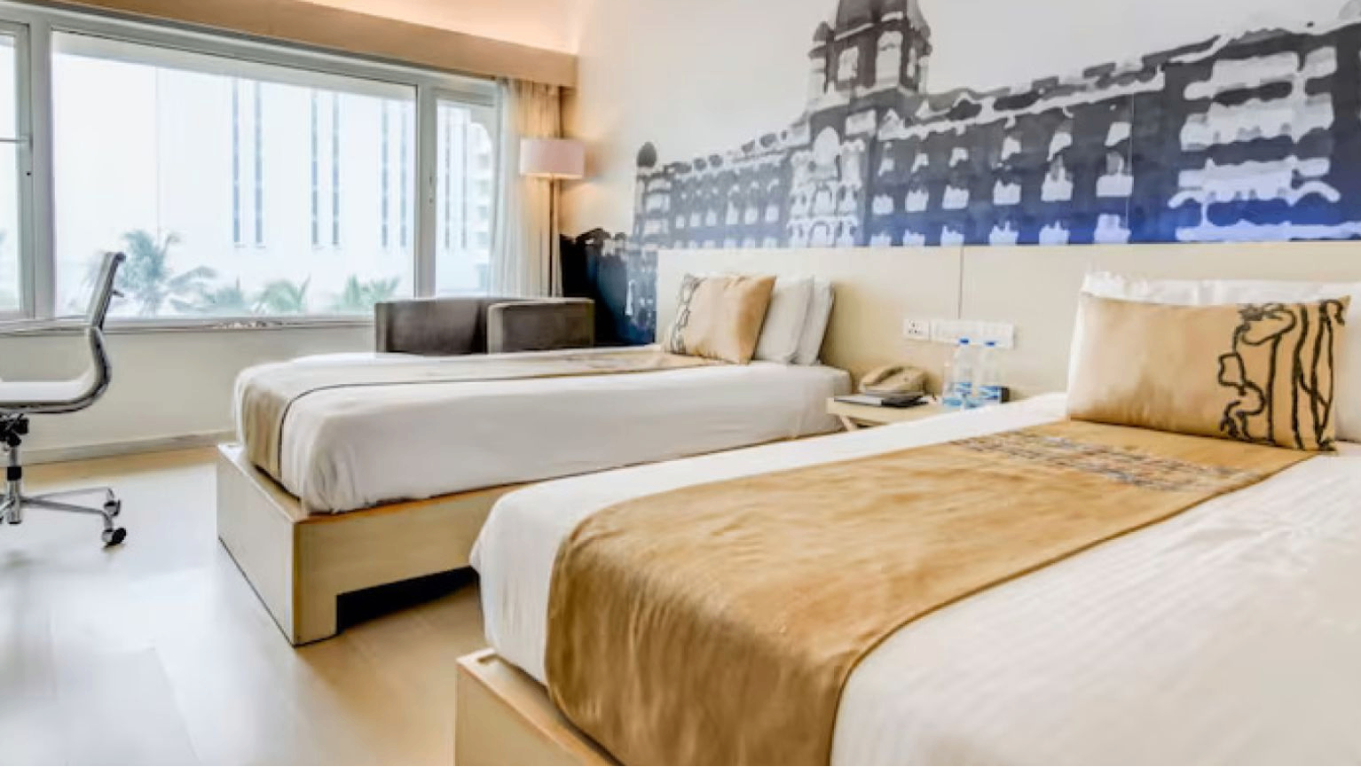 Executive Room Partial Sea View Twin Bed