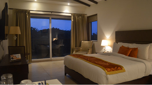 EXECUTIVE ROOM WITH BALCONY