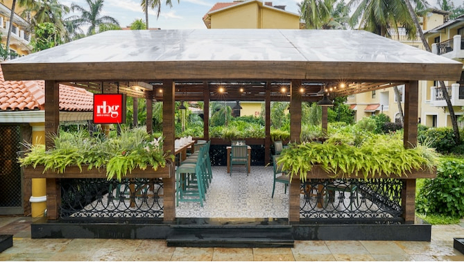 RBG: Radisson Bar and Grill