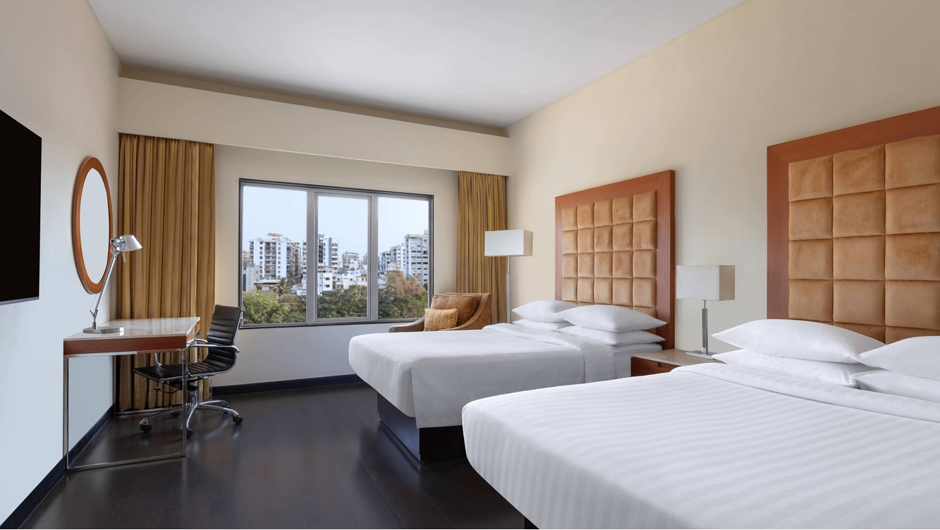 Deluxe Twin Guest room