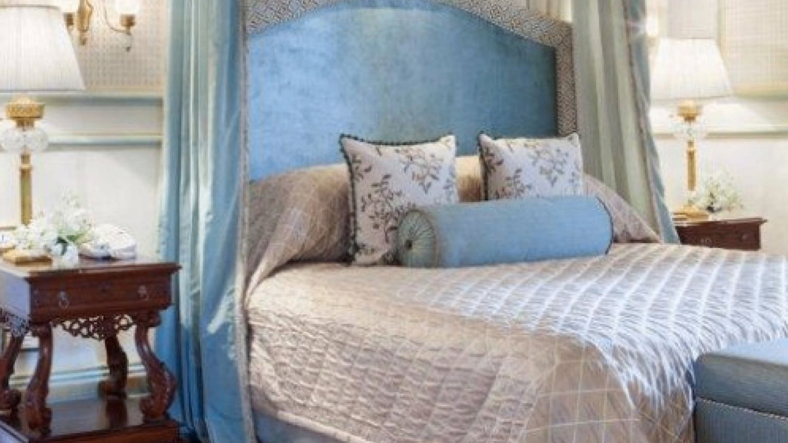 HISTORICAL SUITE CITY VIEW