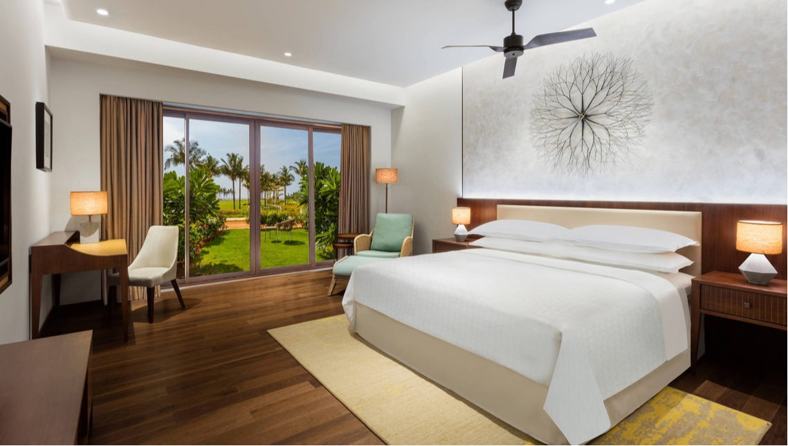 Sea View With Private Garden King Bedded Room