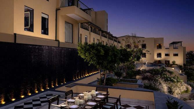 Breeze Pizzeria & Bar