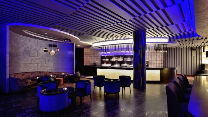 Blu Lounge