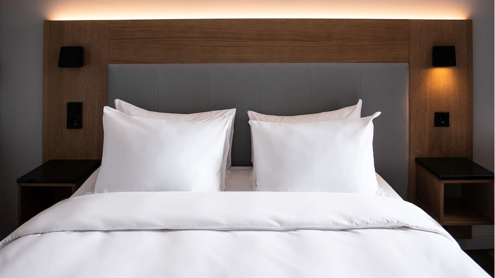 Metropolis Executive Suite