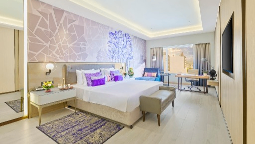 Vivanta Suite City View King Bed