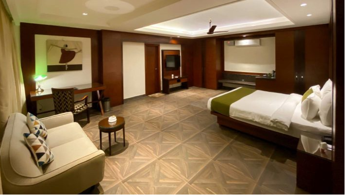 Premier Room