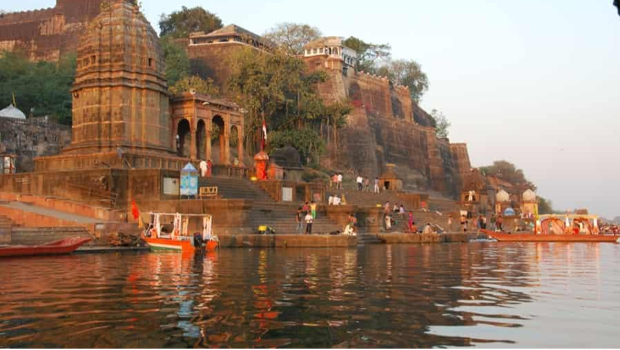 Shri Omkareshwar Jyotirlinga Temple