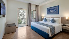 Mountain View Privilege Room With Balcony