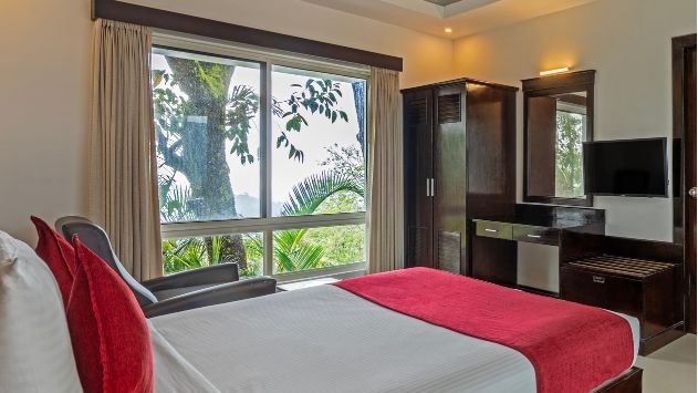 Valley View Privilege suite