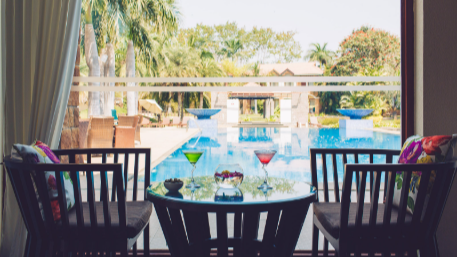 Ivy - The Poolside Bar