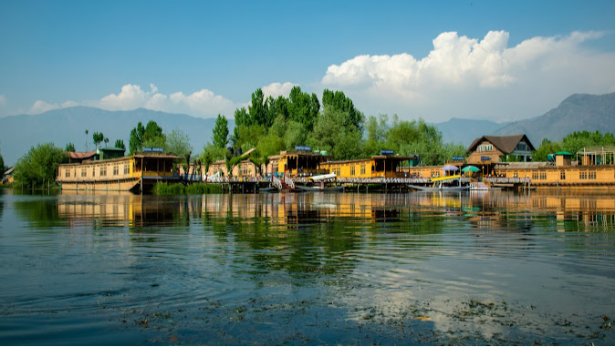 Dal Lake