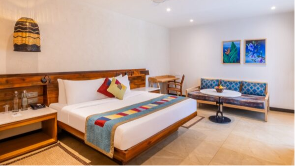 Villa with Plunge Pool