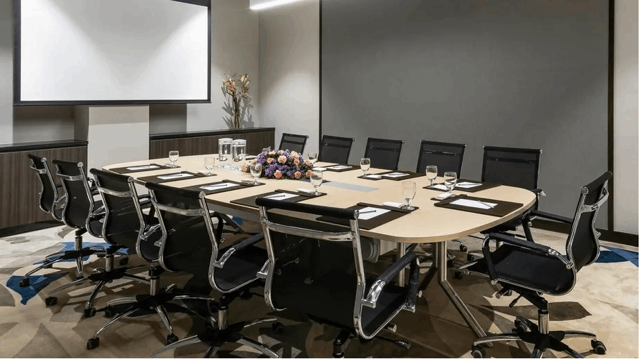 Meeting Room (Bandhej