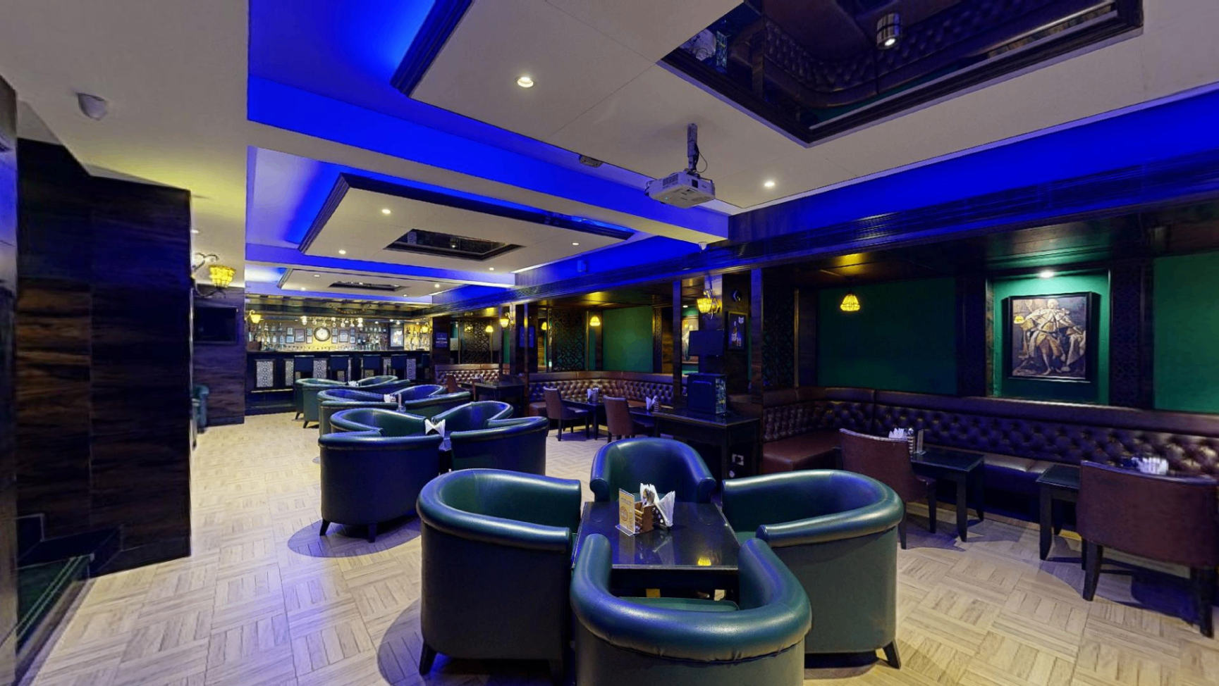 The Oaks Lounge & Bar