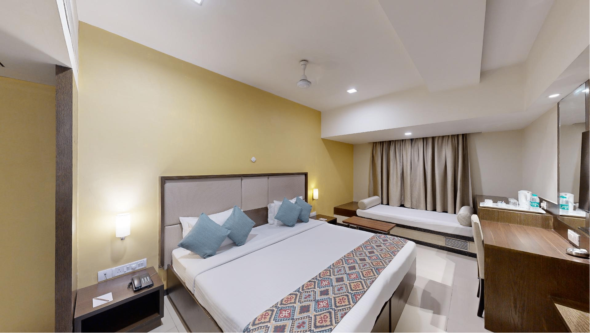 Super Deluxe Room