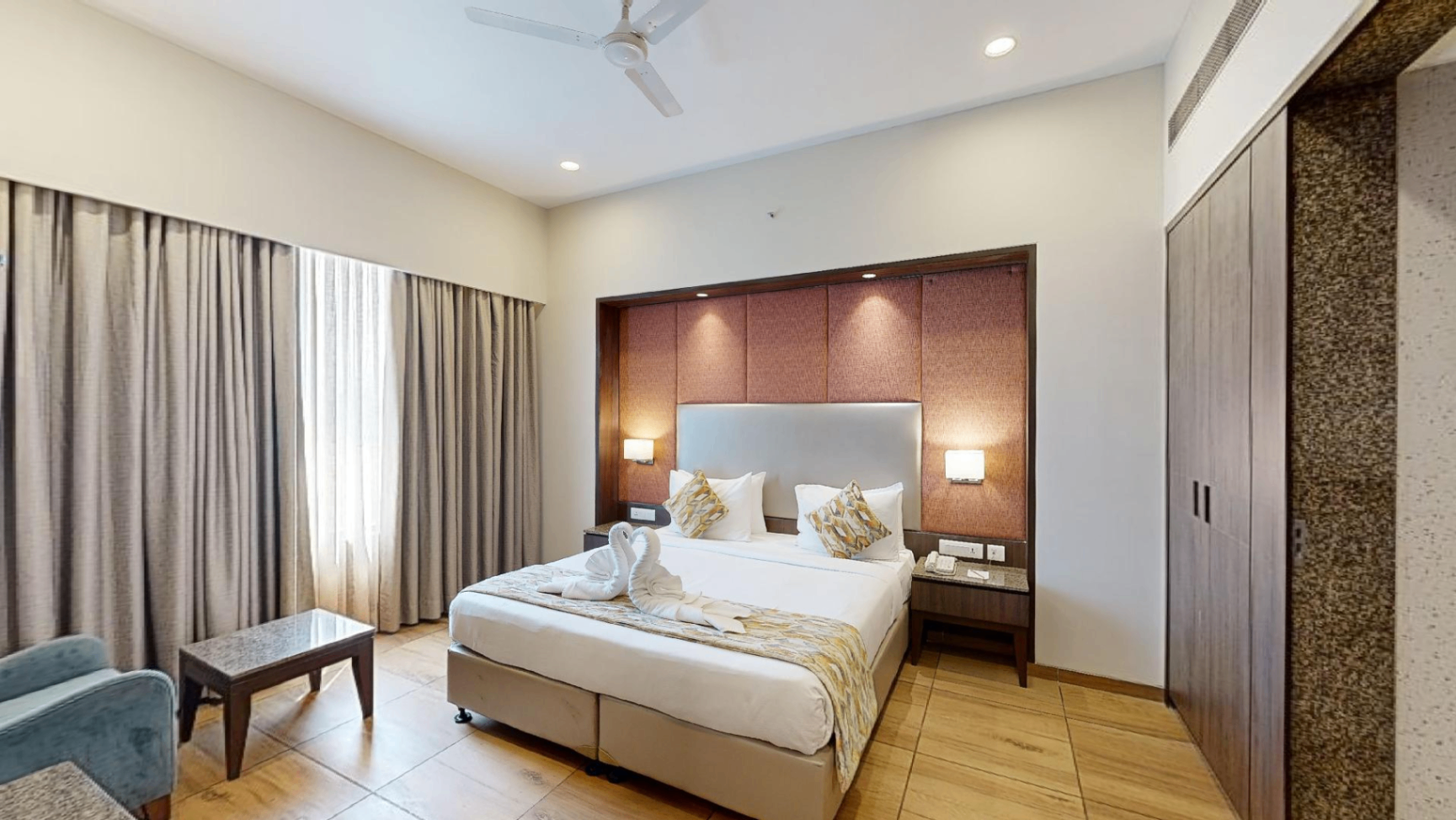 Premium Regal Suite