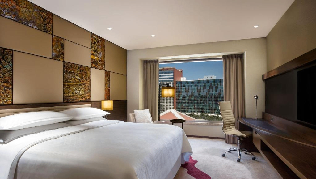 Deluxe Room with City view