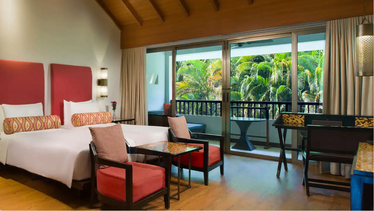 Twin Beds Loft Room with Balcony