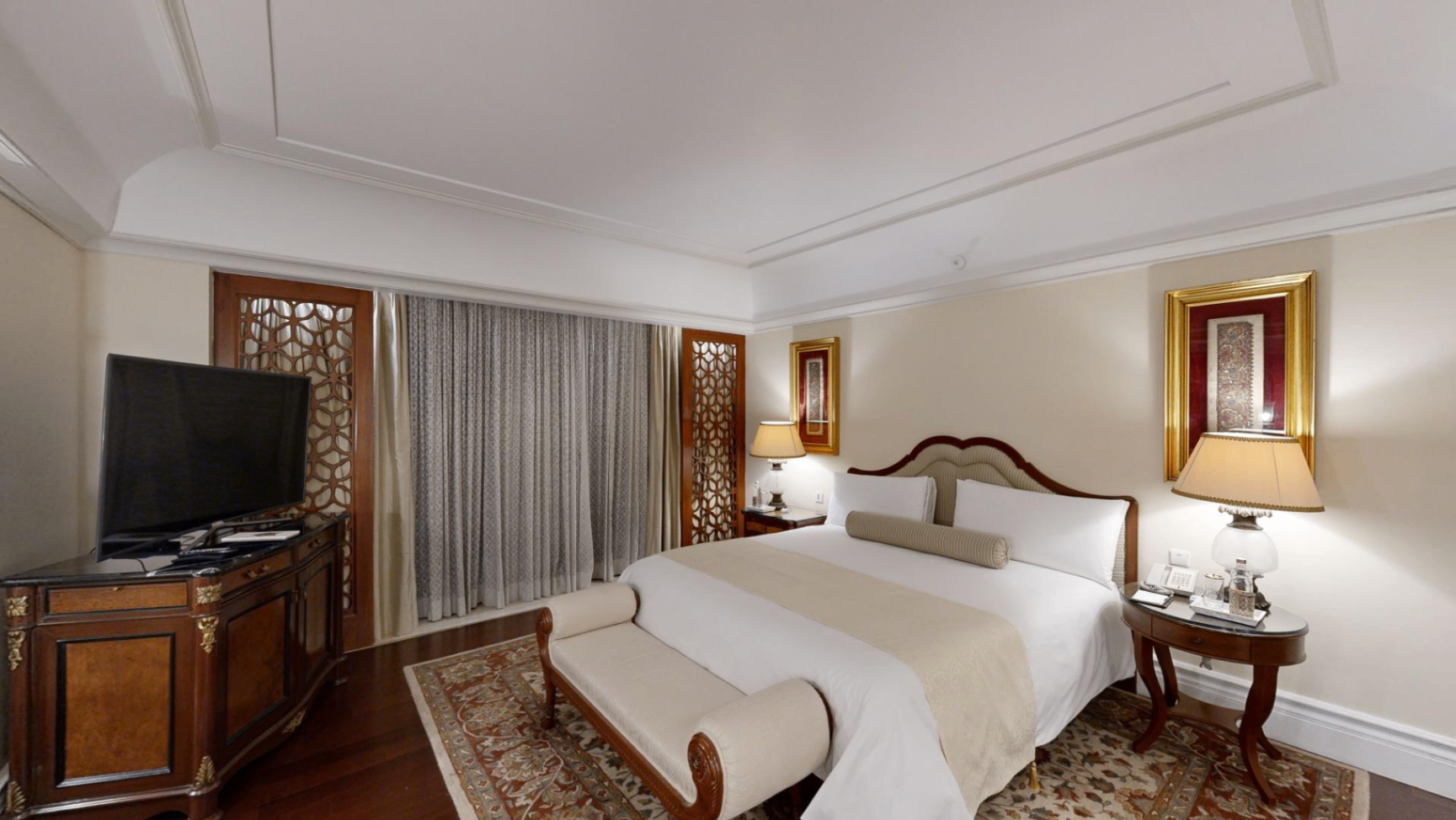 Maharaja Suite