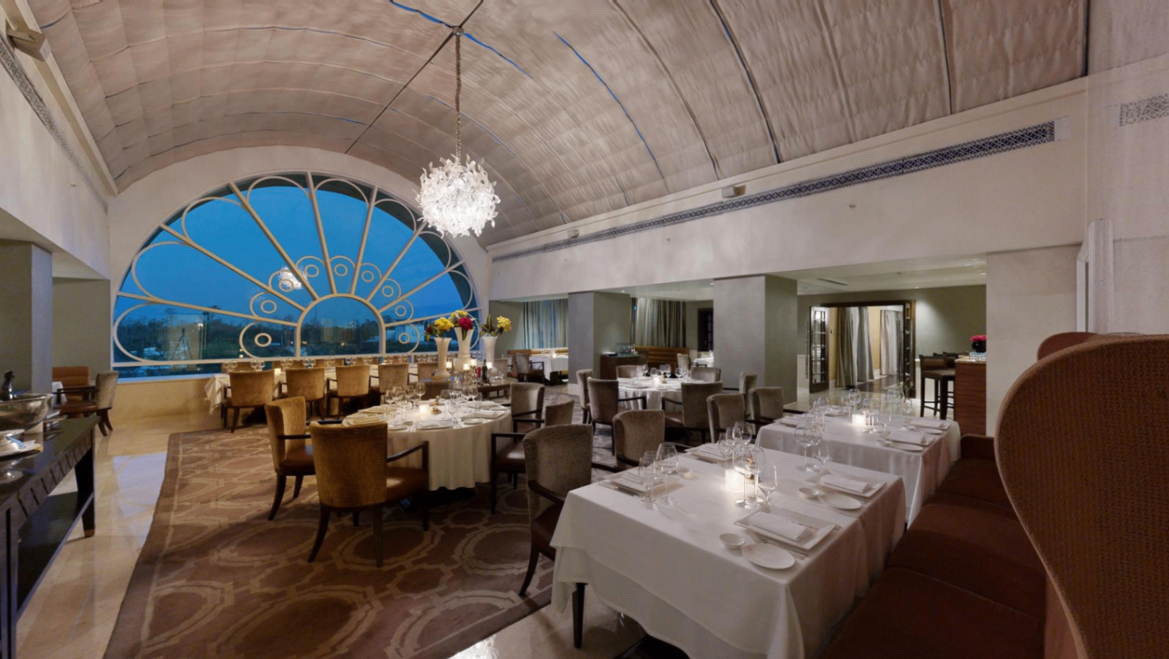 Le Cirque Signature