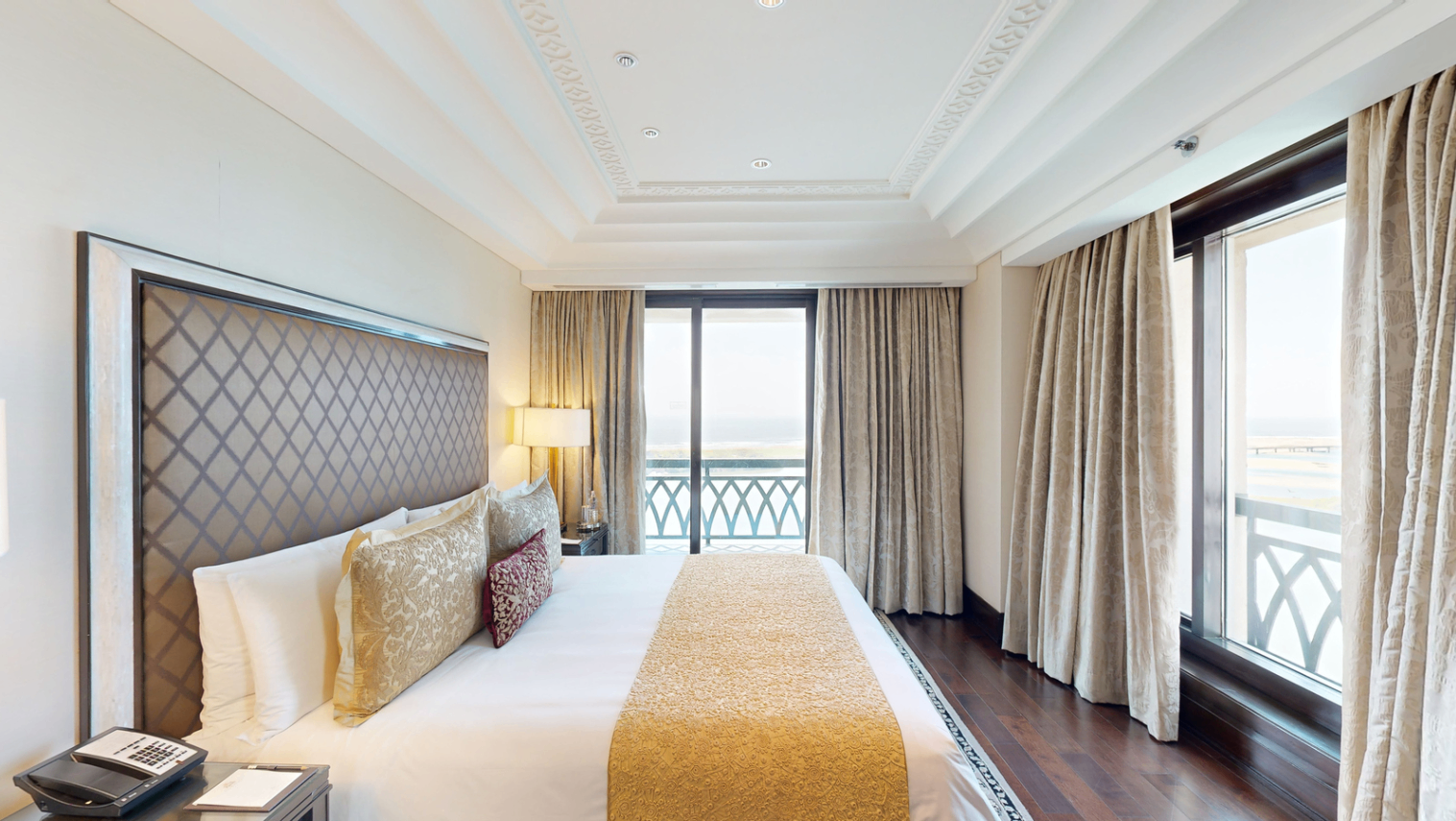 Premier Suite Sea View