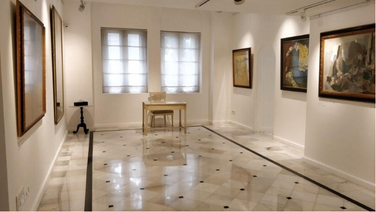 TAJ ART GALLERY