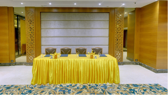 BOARD ROOM 5